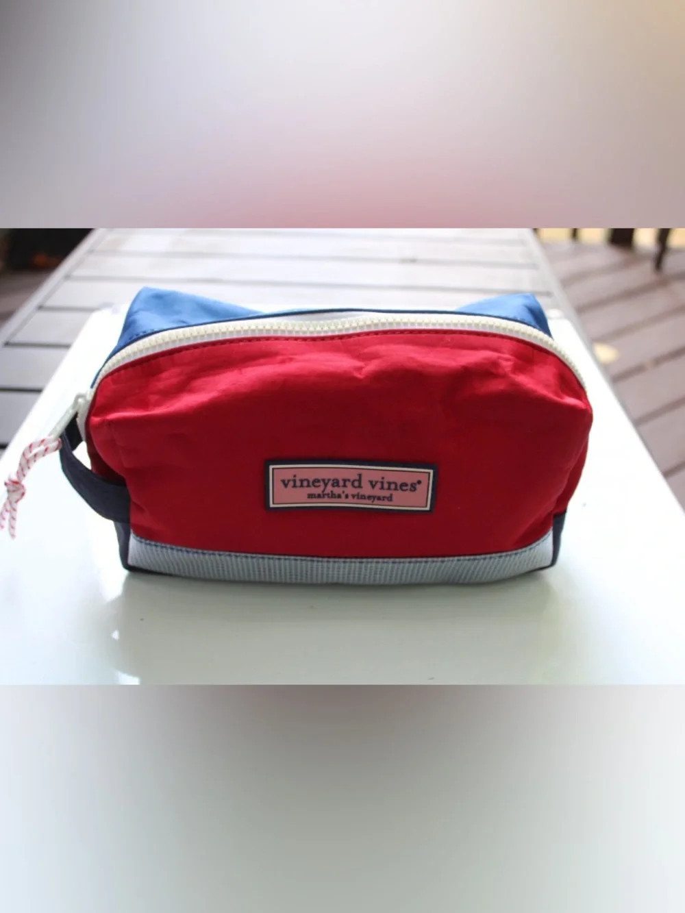 Vineyard vines cosmetics bag